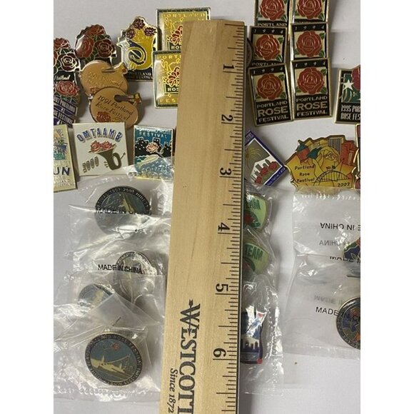 Lot 37 ~ 1989 To 2007 Portland Rose Festival Oregon Vintage Pins - Picture 8 of 12